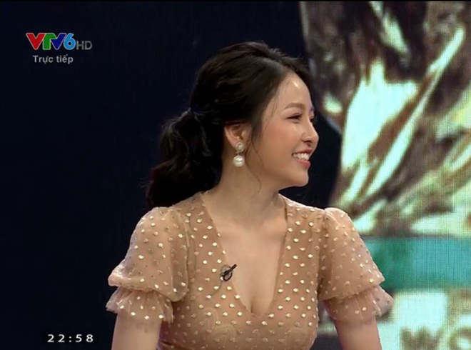 Tham gia b&igrave;nh luận World Cup 2018 tr&ecirc;n VTV6.