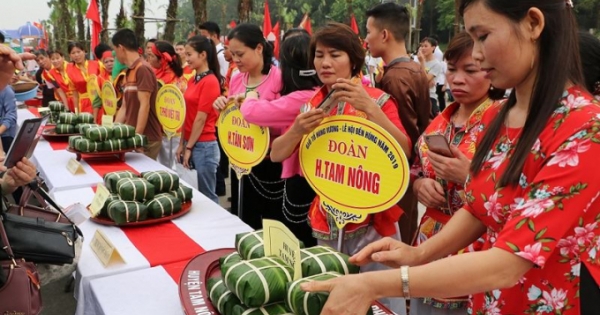 Lễ hội Đền Hùng 2019: Đặc sắc thi gói bánh chưng, bánh giầy