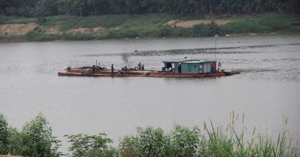 Thanh Hóa:  Sông Mã sạt lở nghiêm trọng, dân bức xúc, chính quyền "đau đầu"