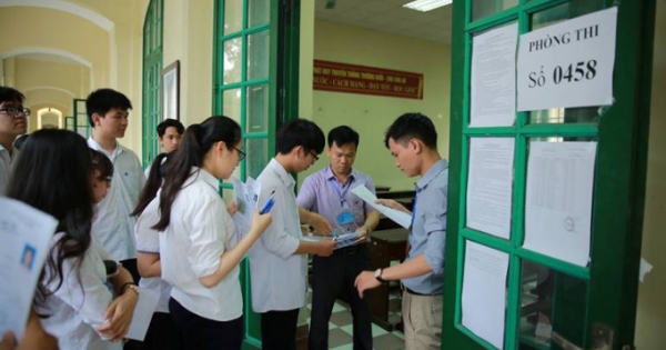 Trường ĐH Kinh tế quốc dân xóa điểm trúng tuyển của 2 thí sinh Hòa Bình