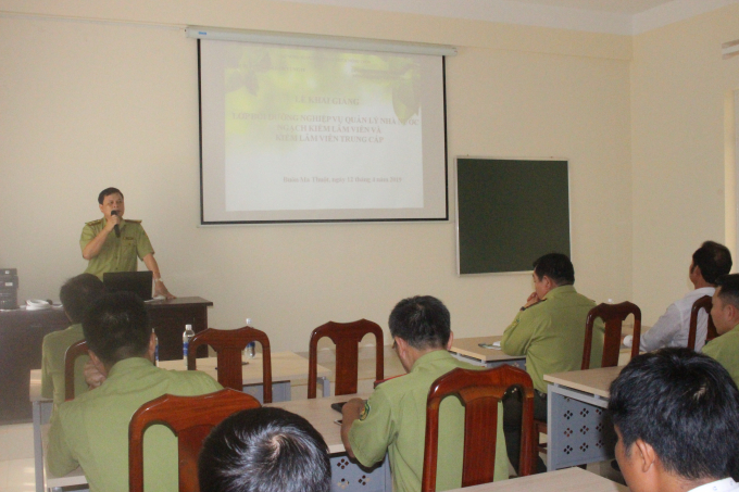 &Ocirc;ng T&ocirc; Xu&acirc;n Đam - Ph&oacute; Chi cục Trưởng CCKL V&ugrave;ng 4 ph&aacute;t biểu tại Lễ Khai giảng.