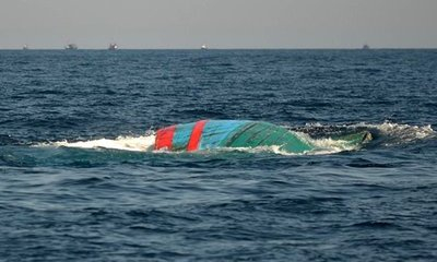 T&igrave;m kiểm 2 ngư d&acirc;n C&agrave; Mau mất t&iacute;ch tr&ecirc;n biển