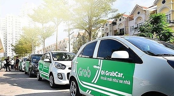 Bộ Giao thông ‘quản’ taxi truyền thống và Grab, Uber theo đề xuất mới