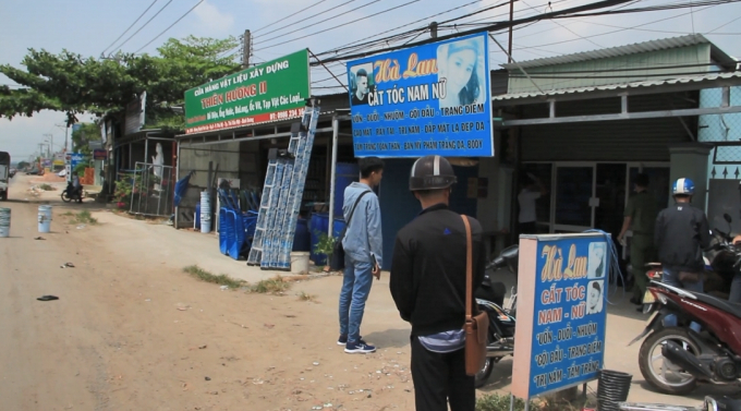 Tiệm hớt t&oacute;c nơi xảy ra sự việc.