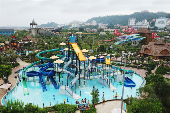 C&ocirc;ng vi&ecirc;n nước Typhoon &ndash; Sun World Halong Complex.