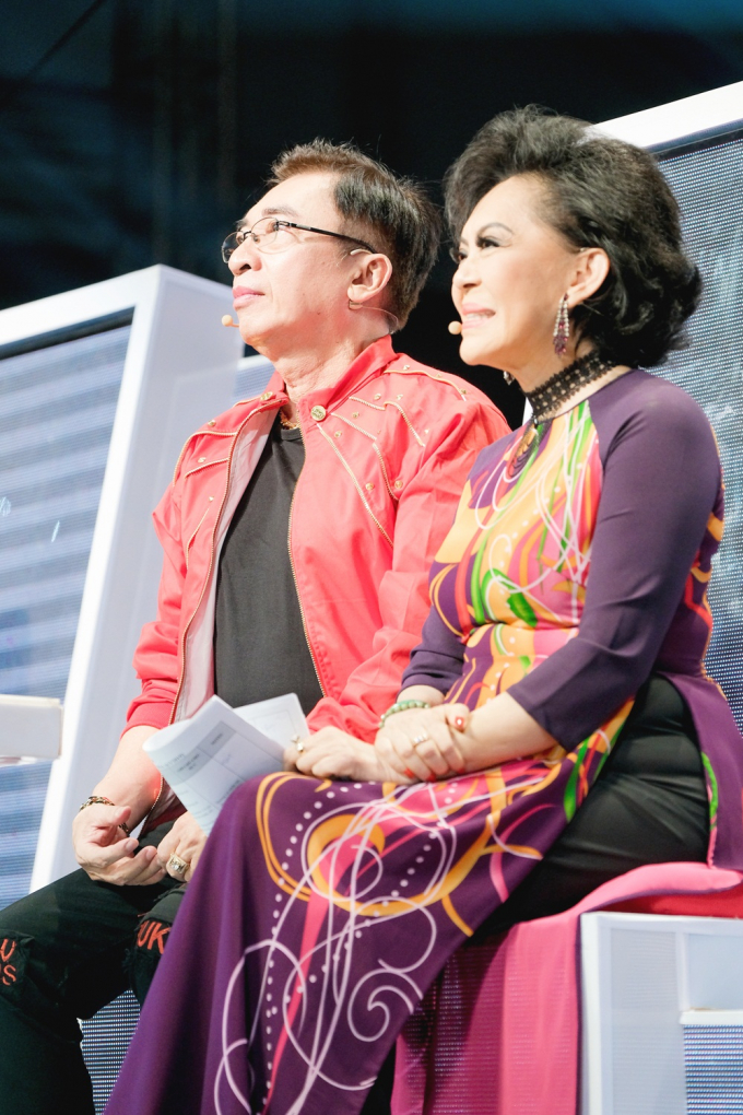 Giọng ca khiếm thị khiến Đ&igrave;nh Văn - Giao Linh rưng rưng nước mắt tr&ecirc;n s&acirc;n khấu