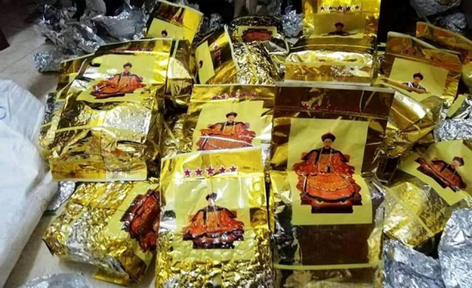 Số ma t&uacute;y được cất giấu tinh vi trong loa th&ugrave;ng l&ecirc;n đến gần 1 tấn