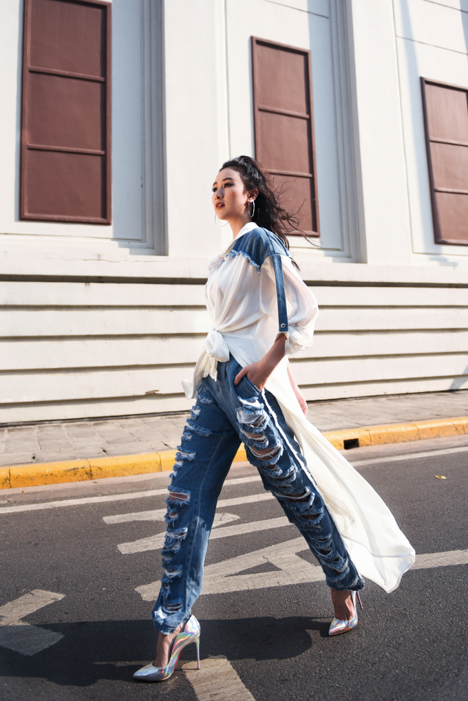 Thế nhưng, &iacute;t ai biết rằng người đẹp sinh năm 1992 cũng sở hữu gu thời trang v&ocirc; c&ugrave;ng đặc biệt v&agrave; th&uacute; vị.