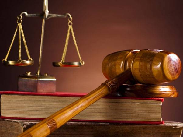 Cuộc sống s&ocirc;i sục nhưng ph&aacute;p luật lại thờ ơ