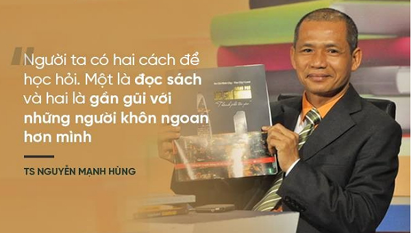 TS. Nguyễn Mạnh H&ugrave;ng l&agrave; một trong những người đầu ti&ecirc;n dạy đọc s&aacute;ch si&ecirc;u tốc
