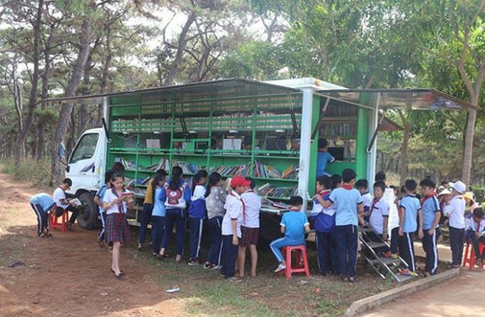 Chuyến xe thư viện lưu động ở T&acirc;y Nguy&ecirc;n. Ảnh: ANTĐ