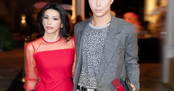 Nathan Lee diện cây hàng hiệu 10 tỷ, quấn quýt bên gái đẹp 