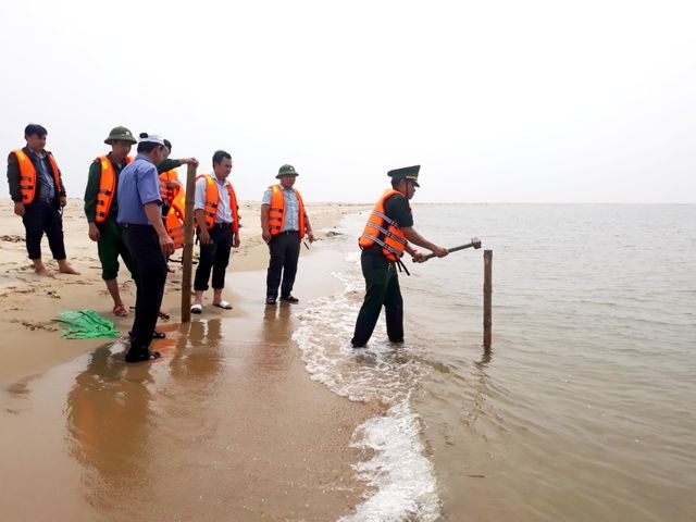 Cơ quan chức năng quan trắc, kiểm tra đảo c&aacute;t