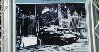 TPHCM tổ chức triển lãm ảnh trên đường phố kỷ niệm đại lễ 30/4