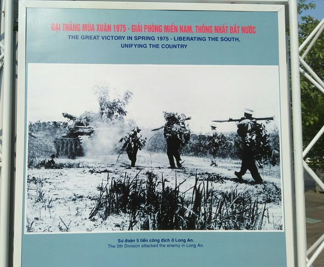 TPHCM tổ chức triển l&atilde;m ảnh tr&ecirc;n đường phố kỷ niệm đại lễ 30/4