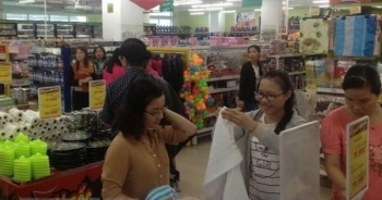 Thị trường bán lẻ dịp lễ 30/4-1/5 ở TP.HCM: Dự báo sức mua tăng 70%