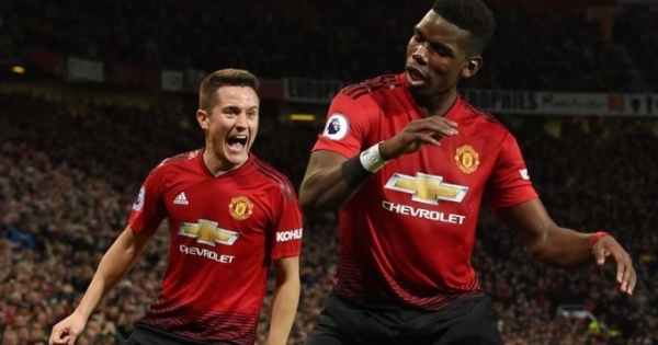 MU chia tay Pogba, Herrera, Zidane công bố mua sắm