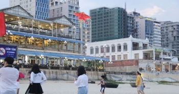 Du lịch dịp lễ 30/4: Du khách tới Đà Nẵng chủ yếu ở biệt thự, khách sạn 4-5 sao