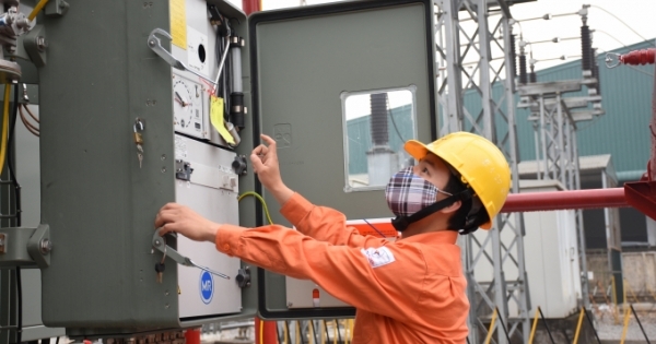 EVNHANOI quyết tâm giữ vững dòng điện kể cả khi dịch Covid-19 diễn biến phức tạp nhất.