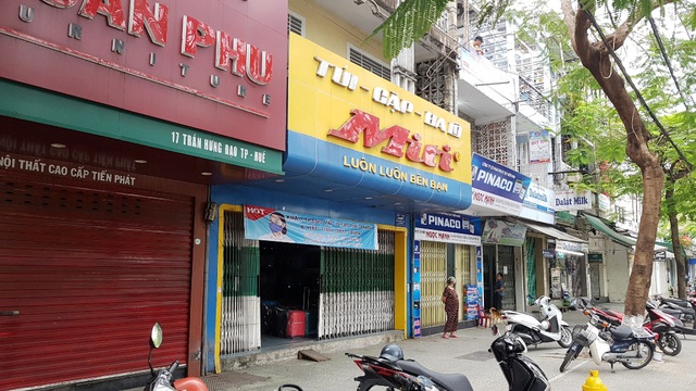 Hàng loạt cửa hàng không phải mặt hàng kinh doanh thiết yếu đã được đóng cửa