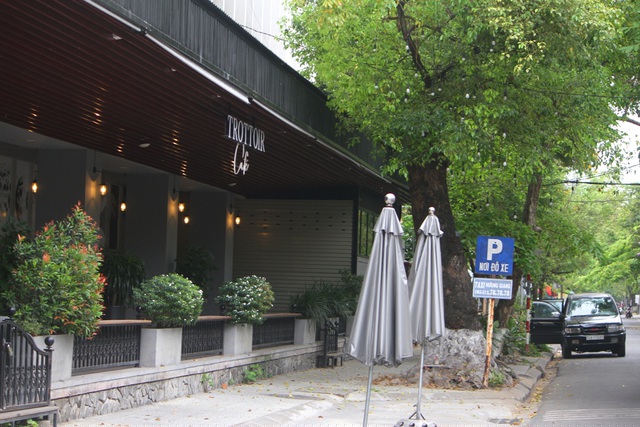 Một số quán cafe đã đóng cửa hoàn toàn