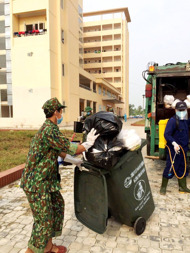 Và xử lý lượng rác thải sinh hoạt lớn mỗi ngày