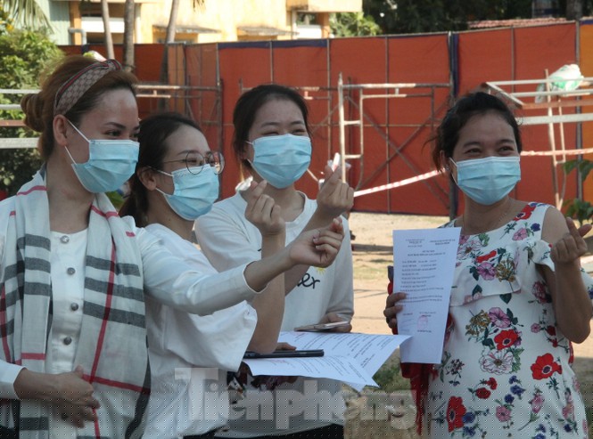 Rời nơi cách ly, cô gái Hàn Quốc nói ‘em lỡ yêu chú bộ đội mất rồi’ - ảnh 8