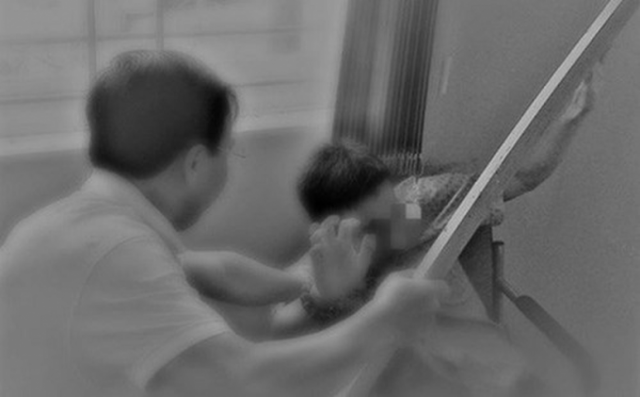 Không được chia đất, nghịch tử điên cuồng đánh mẹ ruột tử vong