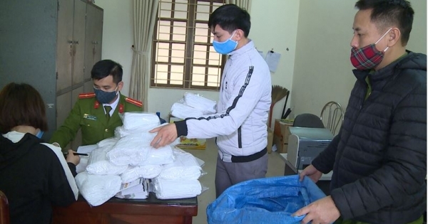 Công an huyện Tiền Hải thu giữ 5.000 khẩu trang không rõ nguồn gốc