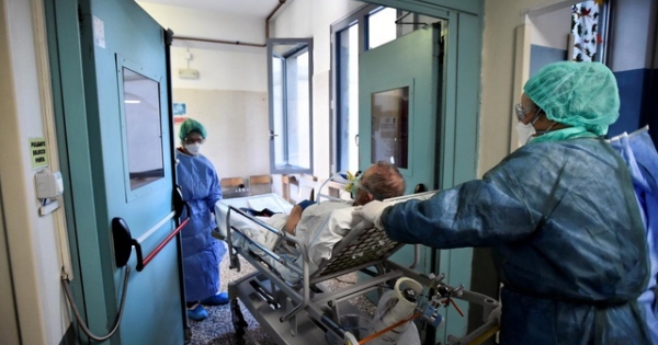 Đại dịch Covid-19 tại Italy: Số người tử vong vượt 17.000