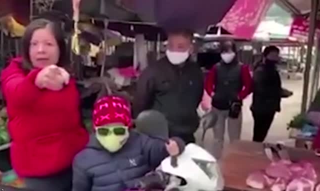 Phẫn nộ với Clip người phụ nữ không đeo khẩu trang, thách đố lực lượng chức năng ở Cao Bằng