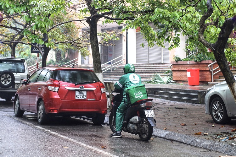 su that ve thu nhap “khung” cua shipper trong mua dich covid-19 hinh anh 3