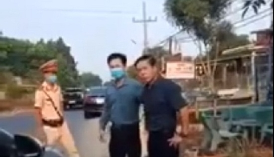 Yêu cầu đình chỉ công tác Phó Chủ tịch HĐND huyện Hớn Quản do chống đối kiểm dịch Covid-19