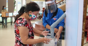 Dân nghèo phấn khởi khi cây “ATM gạo” miễn phí có mặt ở Bình Định