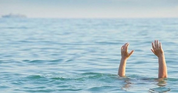 Kịp thời cứu sống 2 thiếu nữ nữ đuối nước khi tắm biển Cửa Lò