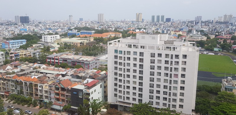 Mặc dịch COVID-19, gi&aacute; nh&agrave; phố ở TP.HCM vẫn tăng  - ảnh 1