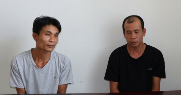 Đánh cảnh sát ở chốt kiểm dịch