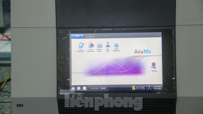 Giá 1,4 tỷ đồng, máy phục vụ xét nghiệm COVID-19 của Đà Nẵng hoạt động như thế nào?  - ảnh 2