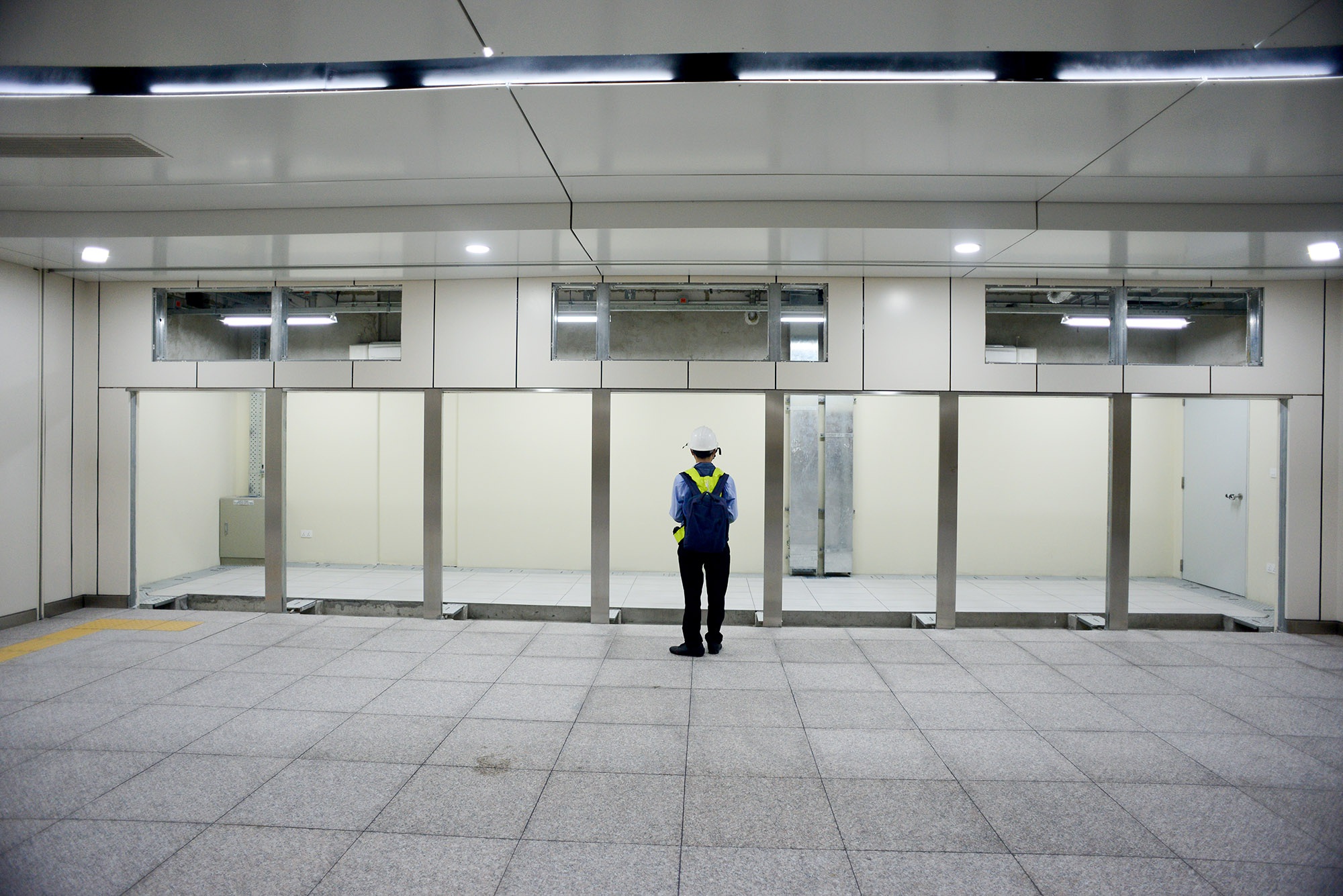 Tầng B1 (nơi bán vé) ga Nhà hát TP đã cơ bản hoàn thiện công tác thi công, sớm hơn 6 ngày so với kế hoạch báo cáo UBND TPHCM của chủ đầu tư và sớm hơn 3 tháng so với kế hoạch thi công