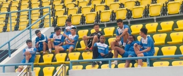 Quảng Ninh: Cầu thủ CLB Than Quảng Ninh bỏ tập để phản ứng việc nợ lương