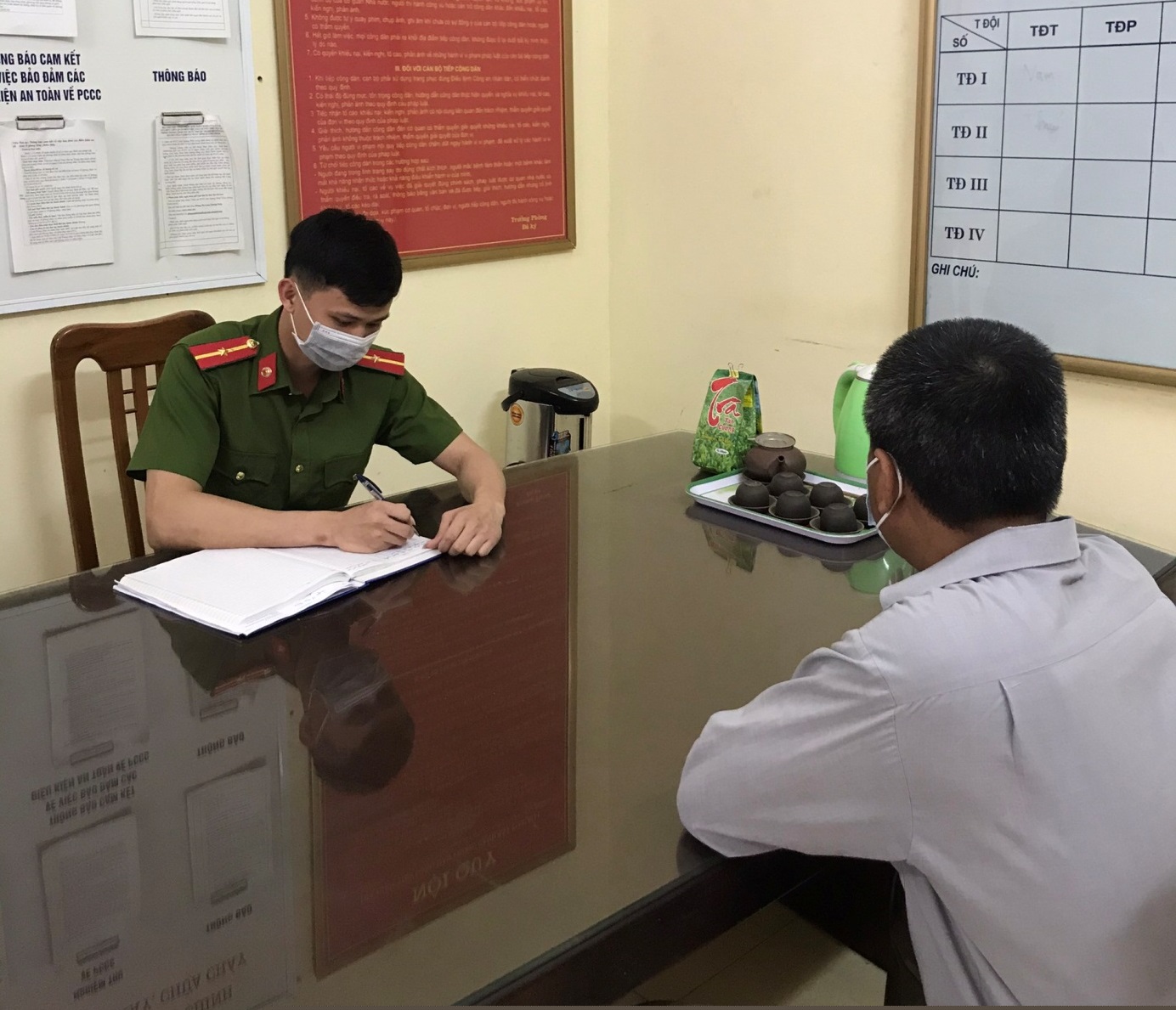 Đội Cảnh sát PCCC&amp;amp;CNCH - CATP Móng Cái tiếp nhận phản ánh từ quần chúng nhân dân