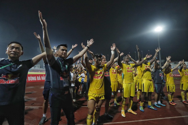 HA Gia Lai đã có chiến thắng ấn tượng ở sân Lạch Tray.