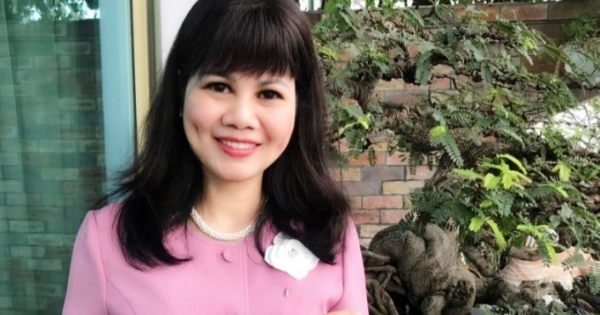 Bản giao hưởng nhiều bè trong tập thơ Chiếc giỏ mây trắng