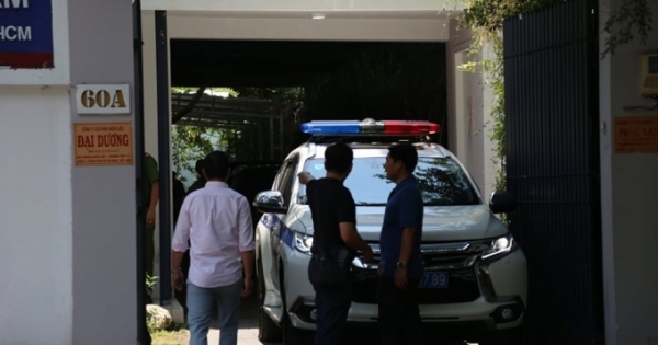 Hàng chục cán bộ chiến sĩ bao vây Công ty nhiên liệu Phúc Lâm có liên quan đến 2,7 triệu lít xăng giả