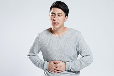 Viêm đại tràng mạn tính không dứt hẳn vì chữa chưa đúng cách