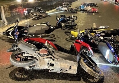 Chặn quốc lộ để đua xe, hàng trăm quái xế ở 3 tỉnh thành bị bắt giữ