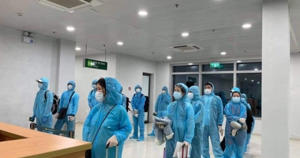 Nghệ An: Tiếp nhận 222 công dân từ Nhận Bản về nước tránh dịch