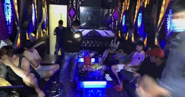 Mua ma túy đãi bạn bè để đi làm ăn xa