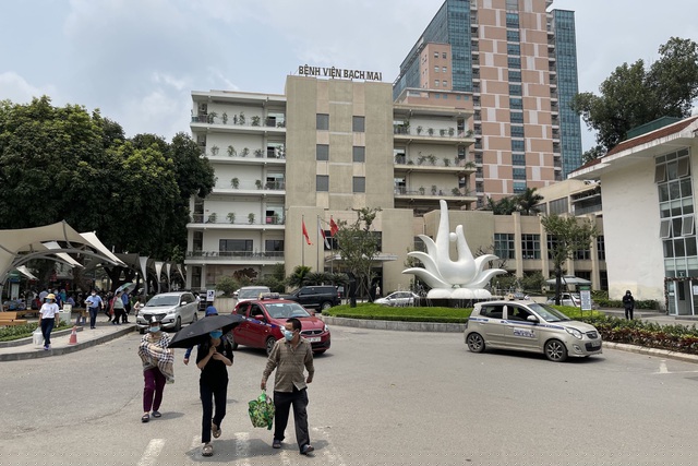 221 cán bộ, nhân viên Bệnh viện Bạch Mai nghỉ việc gây xôn xao dư luận (ảnh: Tuấn Nguyễn).