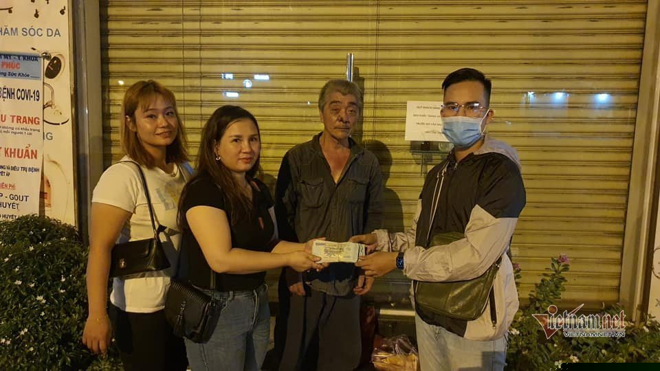 Giám đốc 9X dùng mạng xã hội giúp những mảnh đời bất hạnh